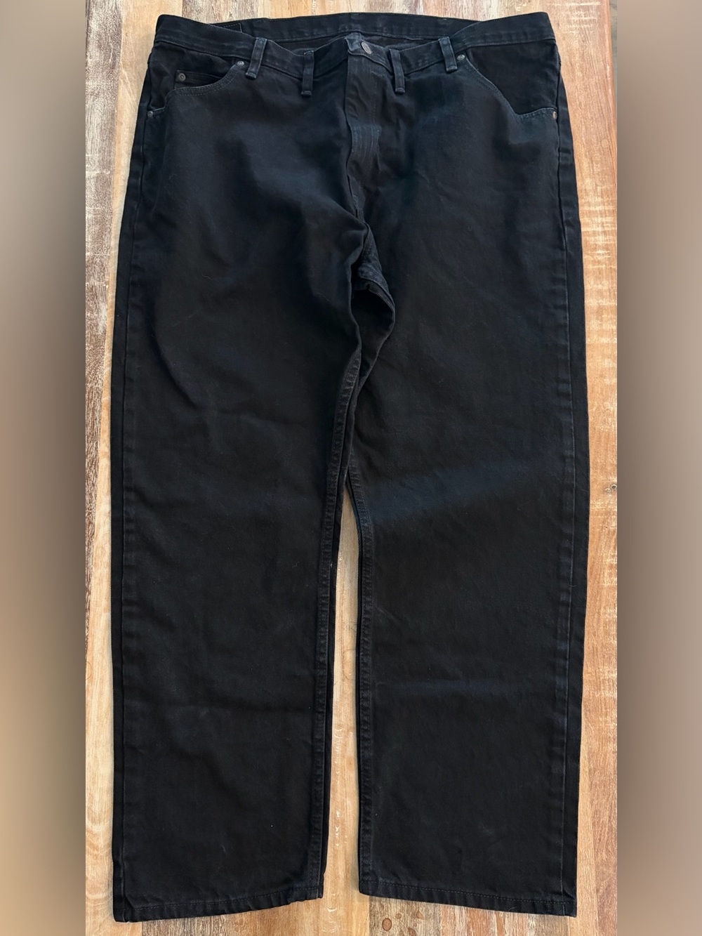 Wrangler Black Relaxed Fit Jeans Men's 44x30 100% Cotton Premium Quality Denim